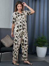 Monochrome Muse Co-ord Set - Luxe Lounge Artistry