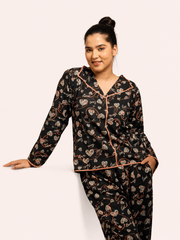 Black Heart Print Night Suit